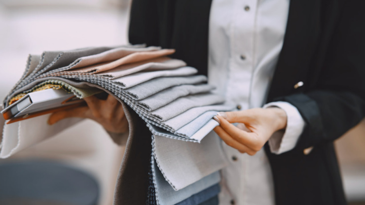 The Art of Selecting the Perfect Fabric for Your Bespoke Suit